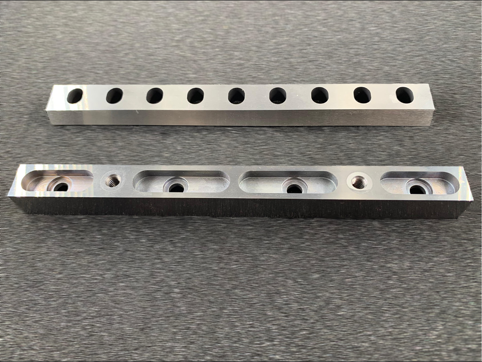 Straight Knives - slider4